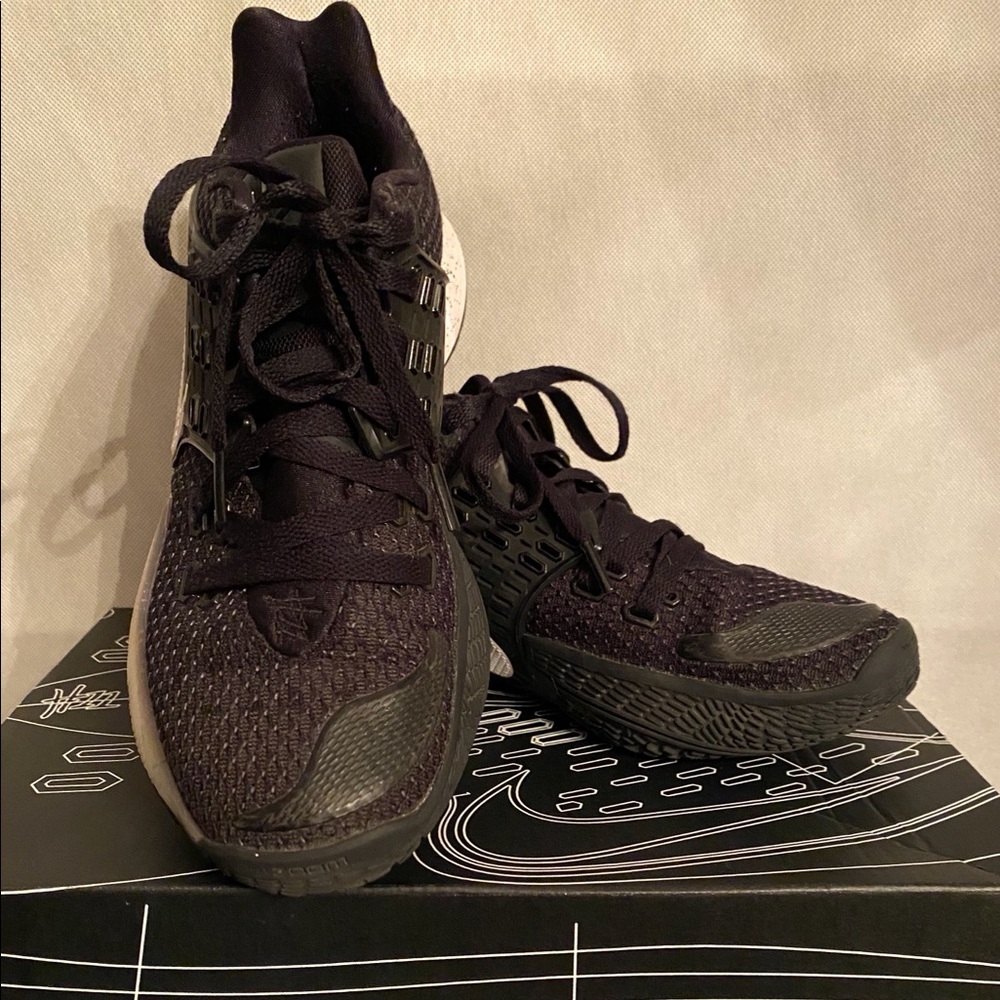 🦿🦿NIKE KYRIE LOW 2 Men’s Size 8🦿🦿 - Picture 5 of 14